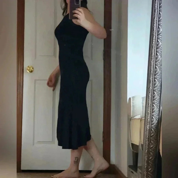 COPY - Nicole Miller Navy Maxi dress - Picture 13 of 16